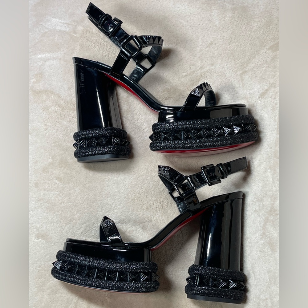 Christian Louboutin SUPERACLOU BLACK SANDALS 130 plataform, size 36.
